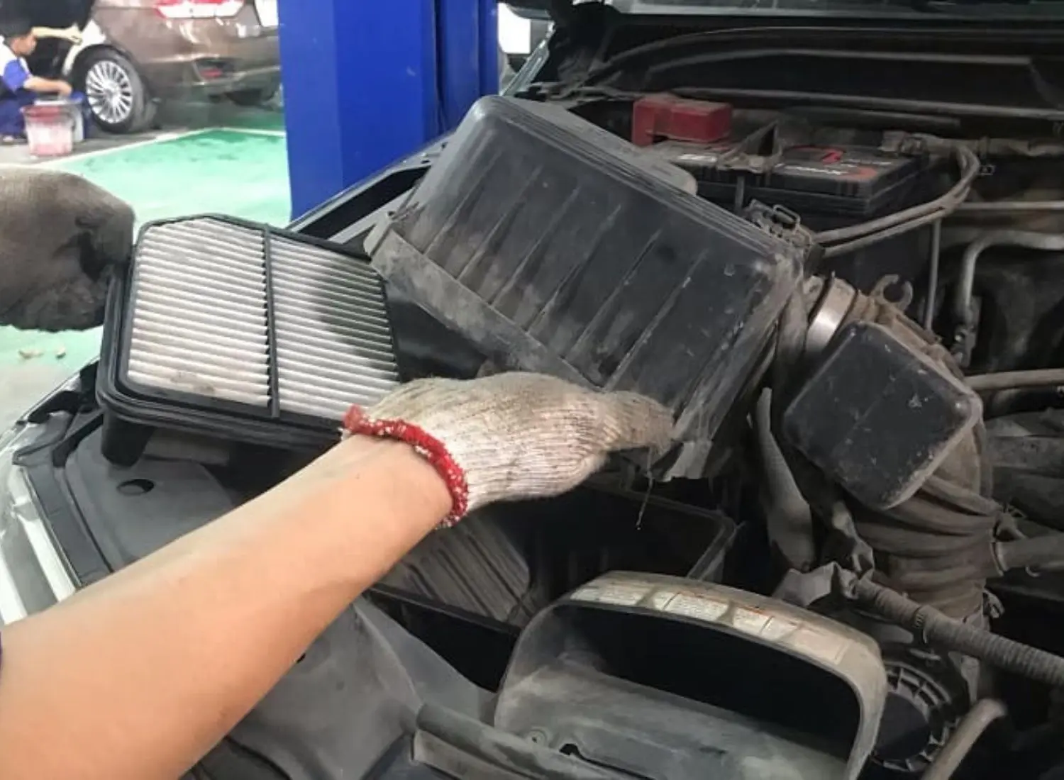 mua-loc-gio-dong-co-chinh-hang-cho-xe-mazda-cx3-o-dau