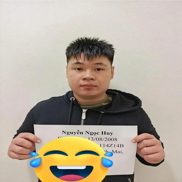 Danh tính 5 thanh niên vừa mới bị bắt trong vụ bị cô gái tố quấy rối khi ‘đi bão’ tại Hà Nội