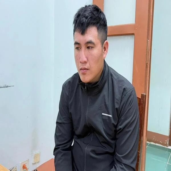 Lời khai của người dùng đũa đâm tới tấp vào mặt tài xế