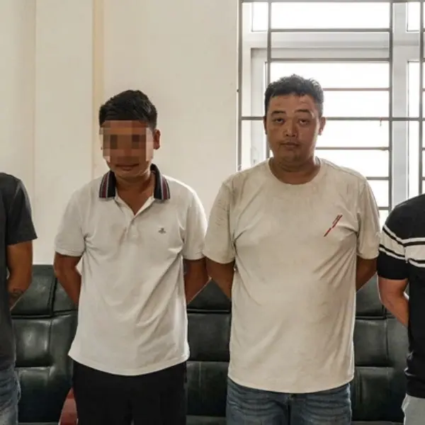 Lái taxi đòi 2 người 4,2 triệu/cuốc xe: 'Tôi thấy họ dễ quá nên làm vậy'