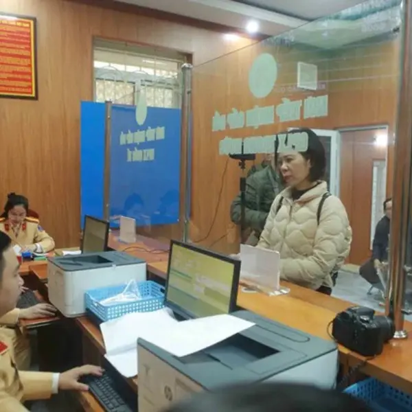 Người dân được đăng ký xe tại tất cả công an cấp xã trong tỉnh, thành phố từ 1/7