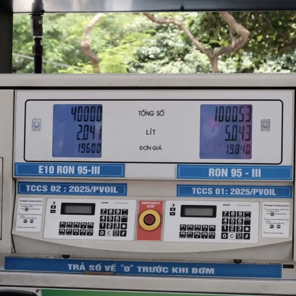 Bỏ lộ trình cũ, từ tháng 6/2026 người dân bắt buộc sử dụng xăng E10 và E5