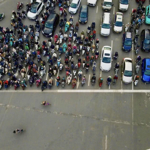 Đại diện Cục Cảnh sát giao thông lý giải vì sao có 1.800 camera AI vẫn cần CSGT trực tiếp tuần tra