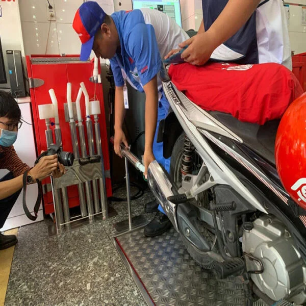 Cục Đăng kiểm đề xuất thành lập Hiệp hội Bảo dưỡng, Sửa chữa Xe cơ giới, chuẩn bị cho kiểm định khí thải hơn 70 triệu xe máy