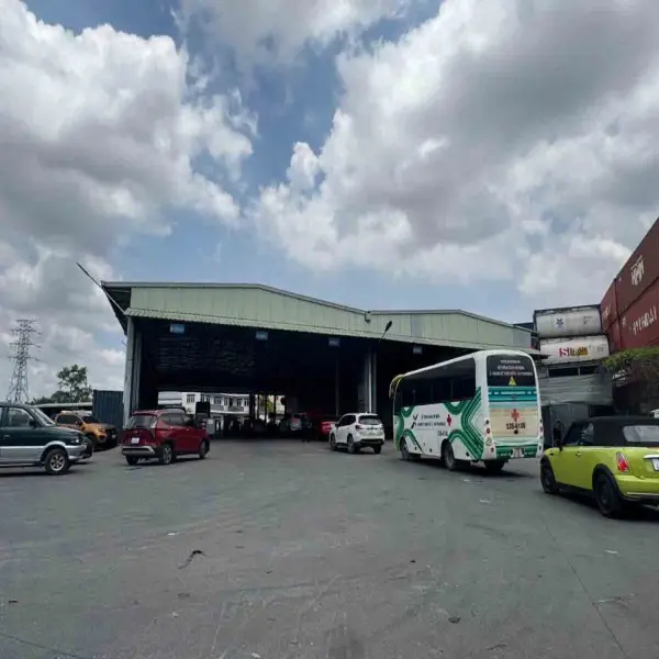 Người dân bất ngờ vì đăng kiểm ô tô sát Tết… quá nhanh