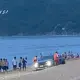 Xử lý tài xế lái ô tô bán tải chạy trên bãi biển