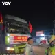 Xử lý xe Container chở hàng quá tải nhưng lại ghi dòng chữ "cứu trợ đồng bào miền Trung"