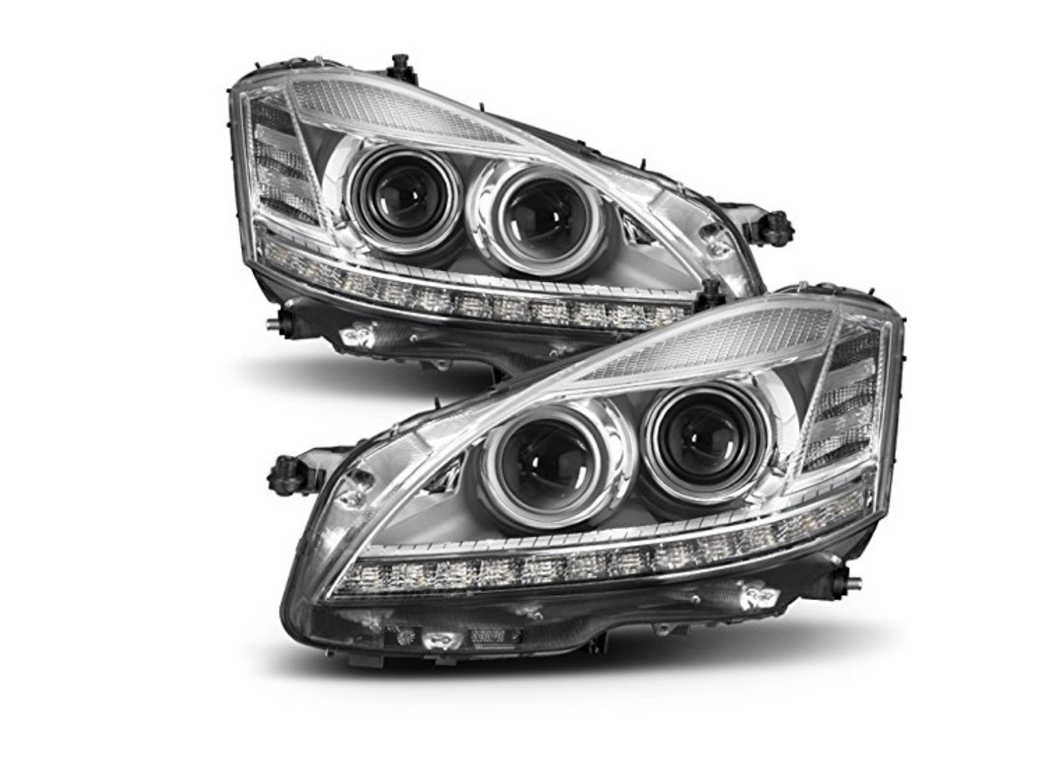 Thay đèn pha ô tô Mercedes S400 theo khuyến cáo của nhà sản xuất