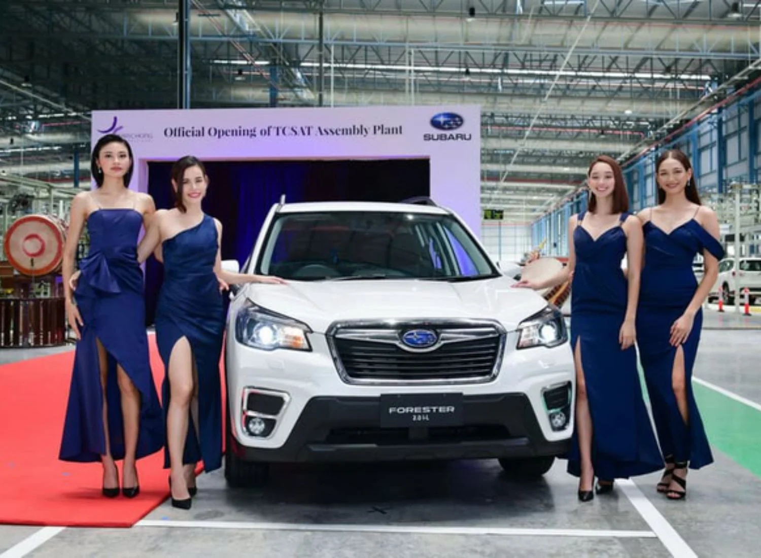 Subaru ngừng sản xuất