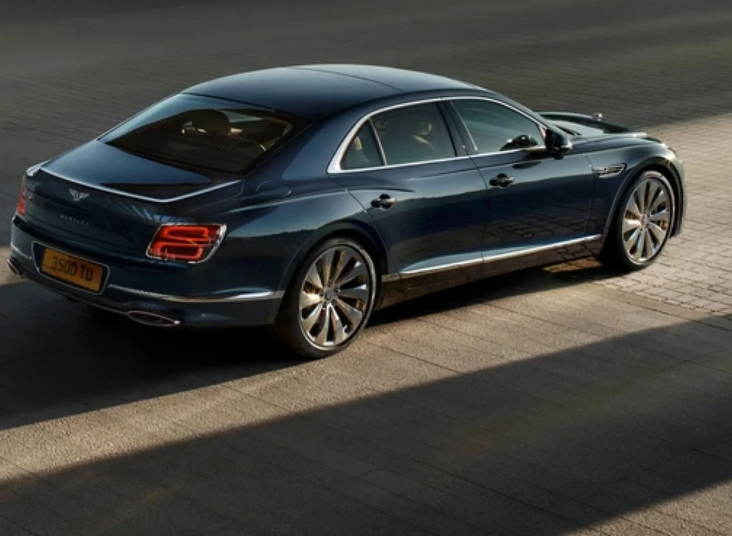 Bentley Ngừng Sản Xuất Xe V8