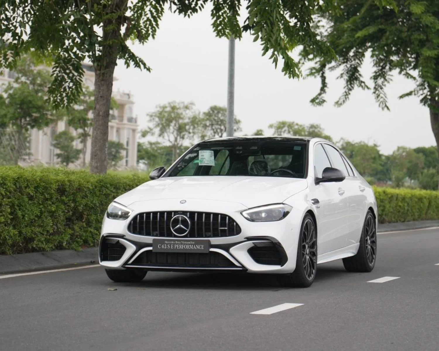 mercedes-amg-c-class-4