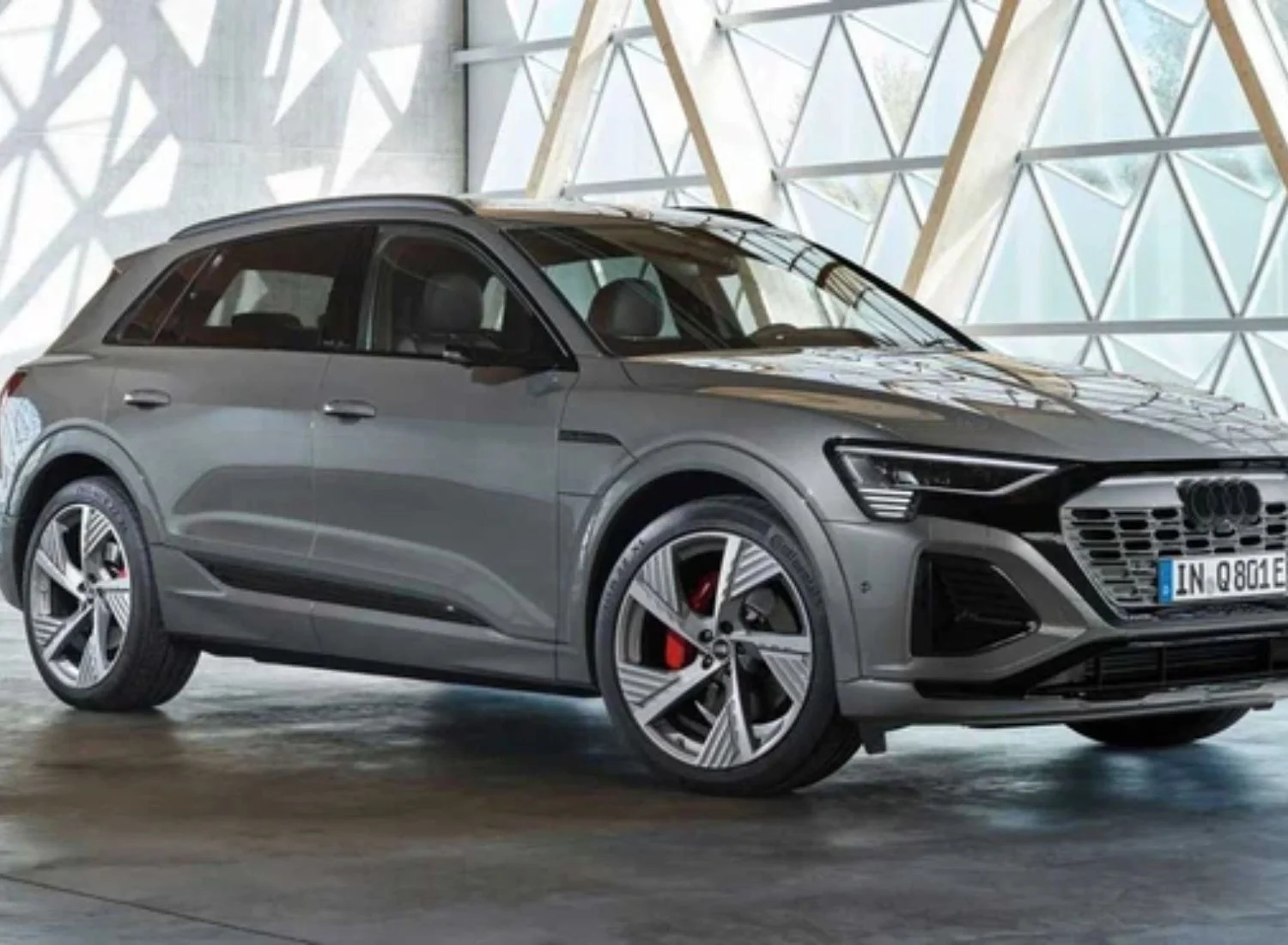 sieu-suv-dien-audi-q8-e-tron-5